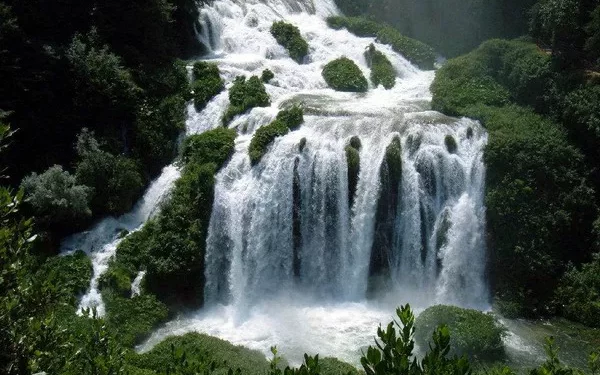 Top 10 Destinations for June 2024 Travel in the USA
