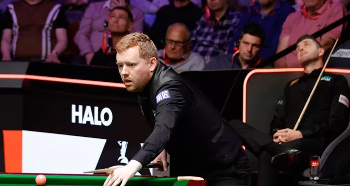 Selby Crashes Out as Woollaston Claims Career-Best Win